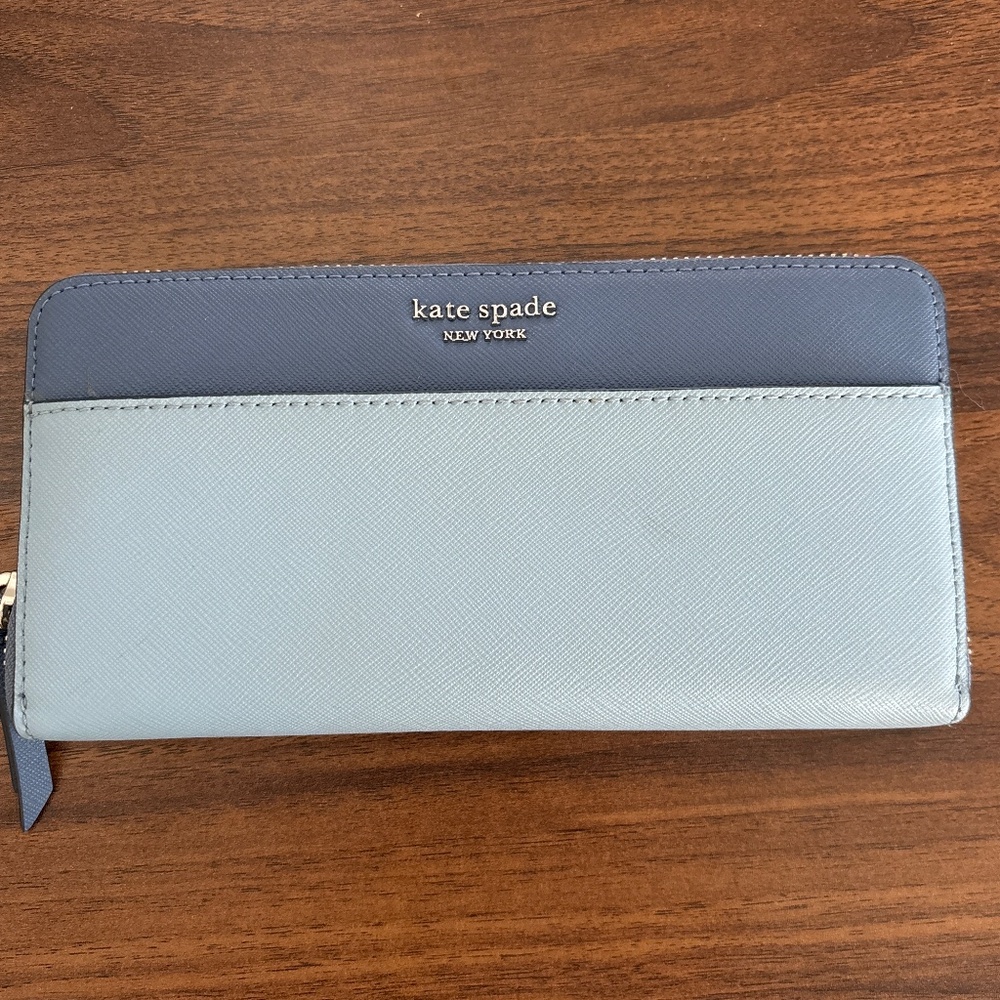 Kate Spade zipper wallet
